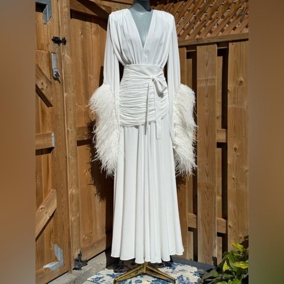 🆕 BRONX & BANCO 🧿 NWOT Geisha Blanc Feather-Trim Maxi Dress, White - Sz S US 4 - Picture 2 of 14